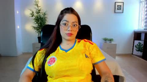 Snapshot of melisasotoo chatting on 06.17.26 Melissa Everyday From 1430 to 2130 Col Time online show from 06.17.26