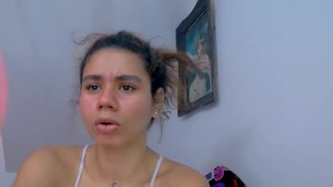 Snapshot of meliss1 chatting on 02.21.25 melissa online show from 02.21.25