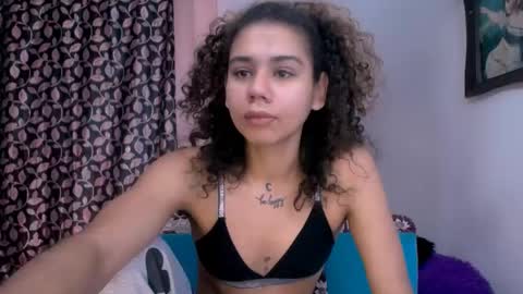 Snapshot of meliss1 chatting on 03.02.25 melissa online show from 03.02.25