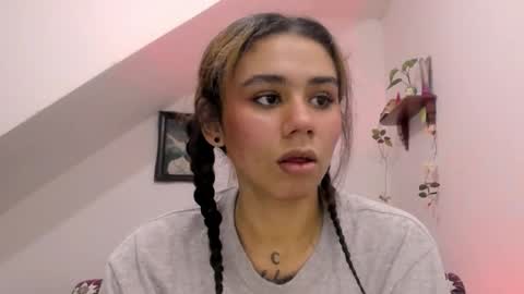 Snapshot of meliss1 chatting on 03.06.25 melissa online show from 03.06.25