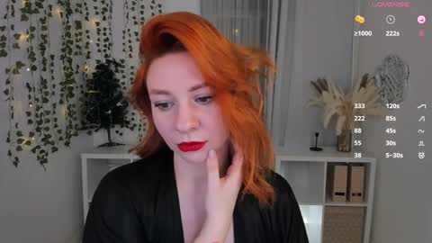 Snapshot of melissa_adamss chatting on 12.17.24 Melissa online show from 12.17.24