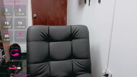 Melissas Corner online show from 11.24.25