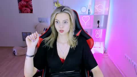 Melissa online show from 02.17.25