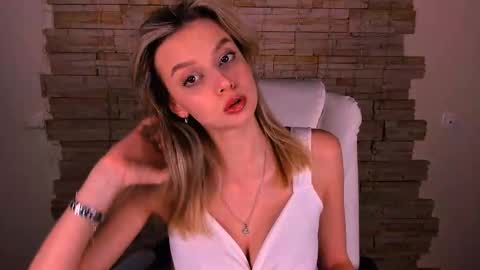 Melissa online show from 02.26.25