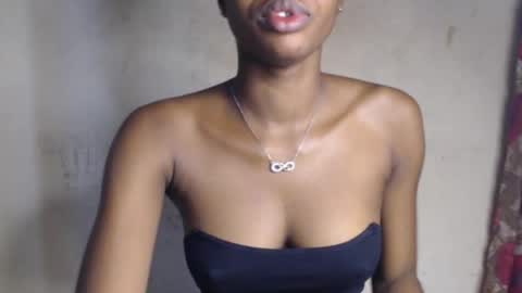 Snapshot of melissa_xx11 chatting on 06.14.26 melissa_xx11 online show from 06.14.26