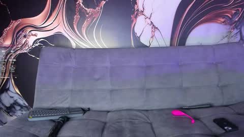  M e l i s s a  online show from 11.14.25