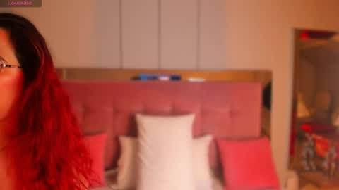 M E L I S S A  online show from 12.20.25