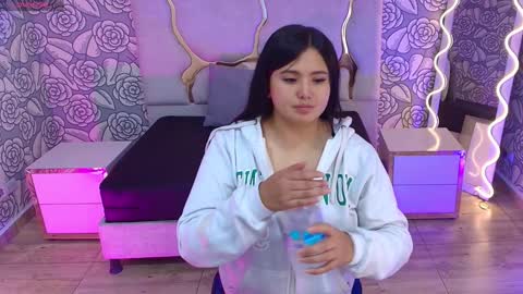 Mellani  online show from 02.02.25