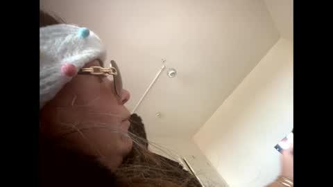 Melli online show from 01.12.25