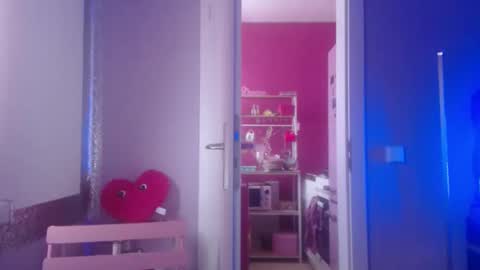 Snapshot of melli23 chatting on 02.06.26 Melli online show from 02.06.26