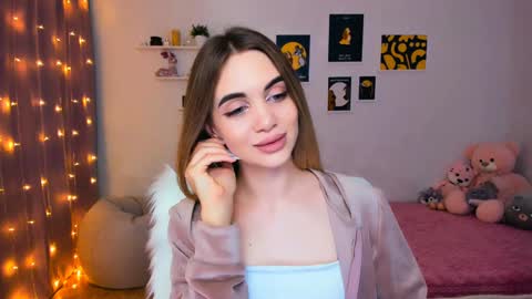 Tessa online show from 12.25.24