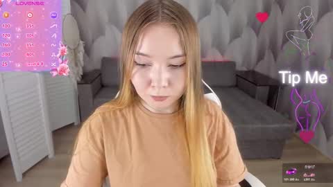 Snapshot of mellisa_nets chatting on 11.10.25 Mellisa online show from 11.10.25