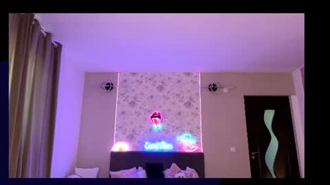 Snapshot of mellisaangel chatting on 07.25.26 MellisaAngel online show from 07.25.26