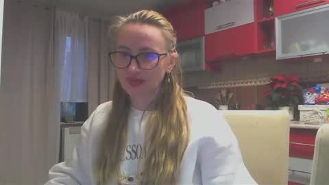 Melly online show from 12.06.24