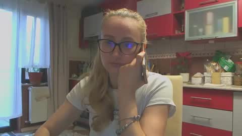 Melly online show from 02.13.25