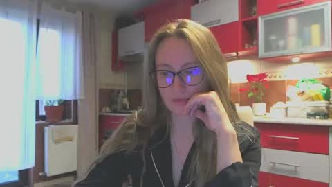 Melly online show from 02.14.25