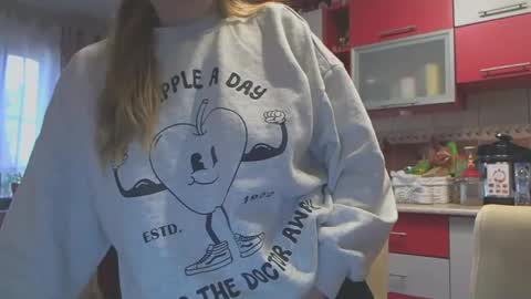 Melly online show from 03.10.25