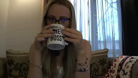 Melly online show from 11.20.25