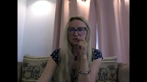 Melly online show from 05.20.26