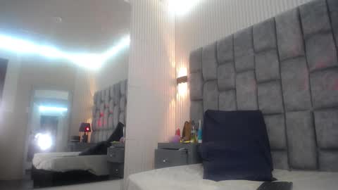 Debora online show from 12.02.25