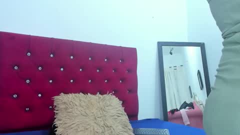 Snapshot of meloddy_megann chatting on 02.05.26 Melody online show from 02.05.26