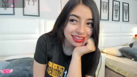 Snapshot of melody__blake chatting on 05.19.26 melody__blake online show from 05.19.26
