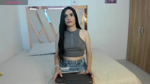 Snapshot of melody_adams12 chatting on 02.21.25 Melody online show from 02.21.25