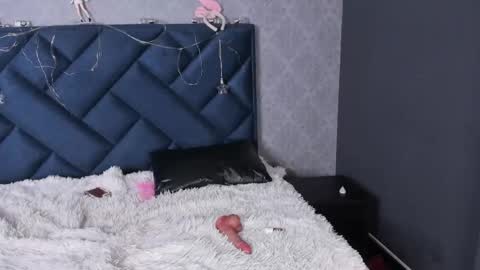 Snapshot of melody_hanks chatting on 02.04.25 melody_hanks online show from 02.04.25