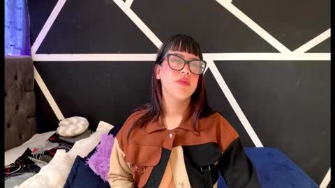 Snapshot of melodydreams1520 chatting on 10.02.25 melodydreams1520 online show from 10.02.25