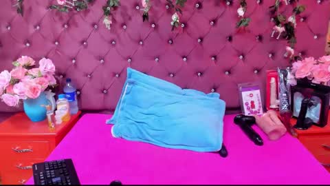 Melodysmithass online show from 02.27.25