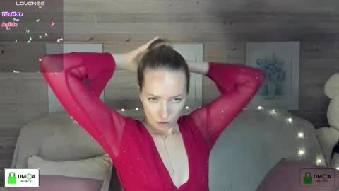 Snapshot of melodyys chatting on 11.19.25 Melody My schedule this week Wednesday Thursday Sunday online show from 11.19.25