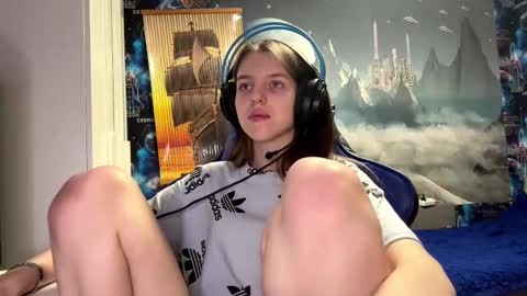 Hi Im Aria 18 years old online show from 03.07.26