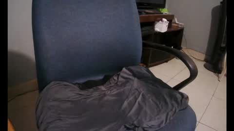 Snapshot of meltingup chatting on 10.22.25 Ms online show from 10.22.25