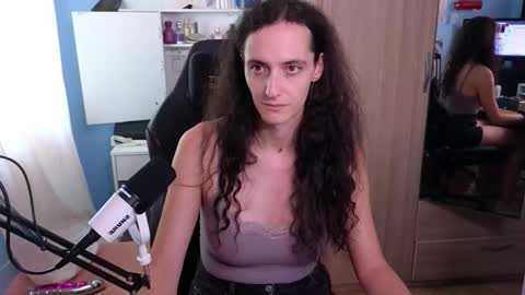 Snapshot of memisecrets chatting on 09.22.25 Megumi Aina online show from 09.22.25