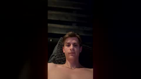 Snapshot of memisub chatting on 02.25.26 memisub online show from 02.25.26
