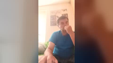 Snapshot of menlav72 chatting on 06.27.26 menlav72 online show from 06.27.26