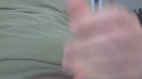 Snapshot of menuke chatting on 12.08.24 Manuke online show from 12.08.24