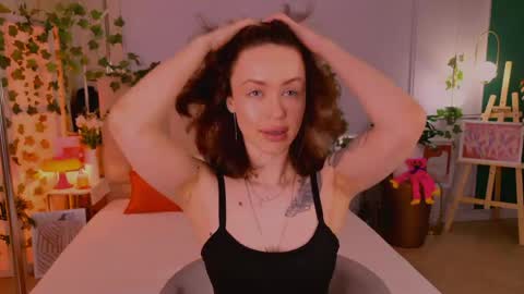 Snapshot of meow_nancy chatting on 05.17.26 Heeyyooo Im Nans Subscribe to me I will be glad online show from 05.17.26