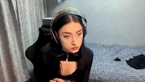 Luly online show from 11.23.25