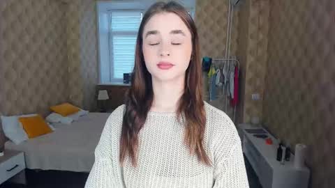 Snapshot of meoww_meows chatting on 10.27.25 Julie online show from 10.27.25