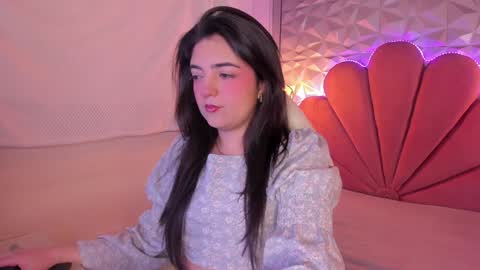    online show from 02.04.25