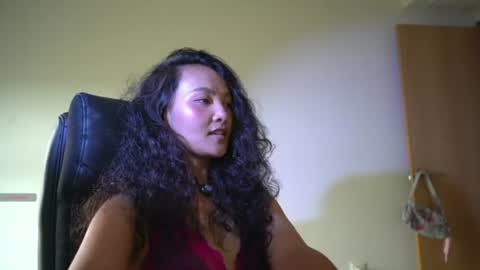 Snapshot of mercedesss_8 chatting on 06.18.26 Next show on 03 Dec online show from 06.18.26
