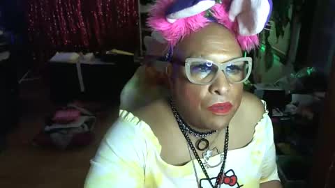 Snapshot of mercurybeetle chatting on 12.03.25 Tsukiko online show from 12.03.25