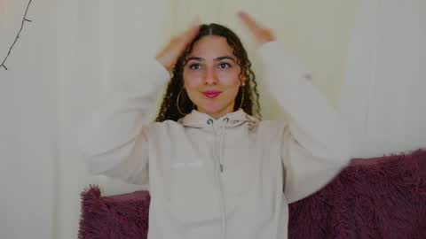 Snapshot of merida_bell18 chatting on 01.13.25 Merida Bell online show from 01.13.25