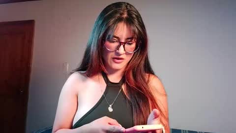 Snapshot of meridafaux_ chatting on 01.18.26 Merida online show from 01.18.26