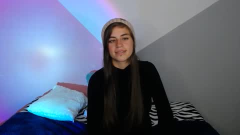 MERILY online show from 12.22.25