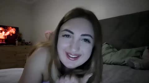 Snapshot of meriwoulders chatting on 04.30.26 MeriWoulders online show from 04.30.26