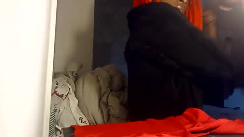 Alexismerton online show from 01.04.25