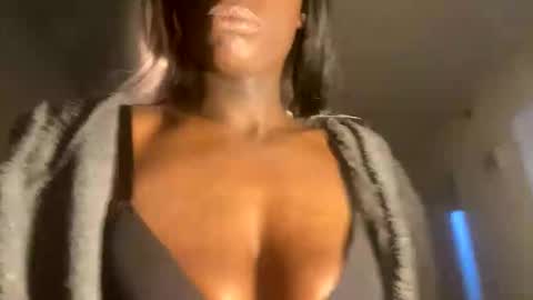 Alexismerton online show from 05.31.26