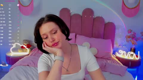 Snapshot of merylew chatting on 03.07.25 Anna online show from 03.07.25